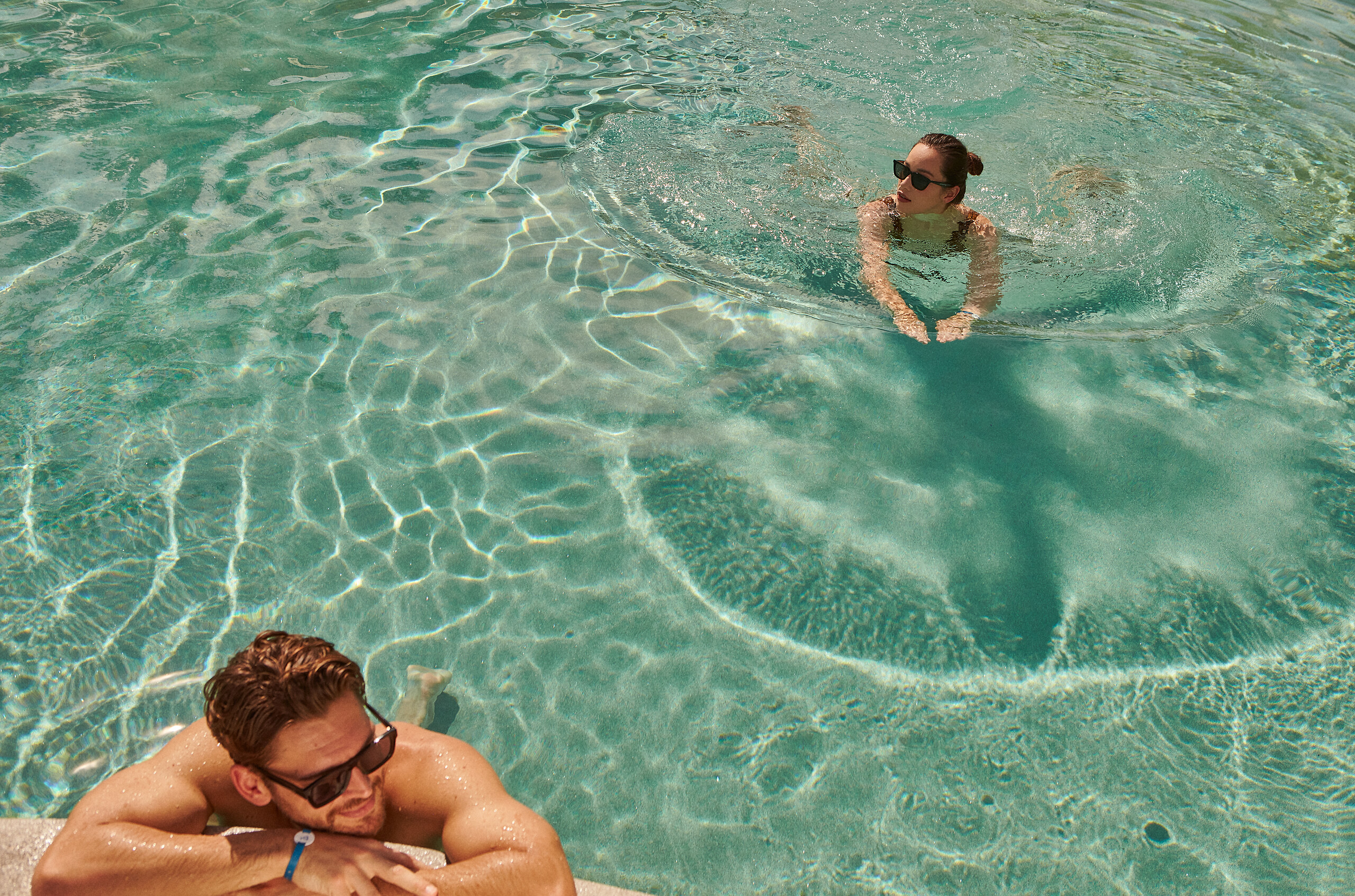 Accès libre piscine